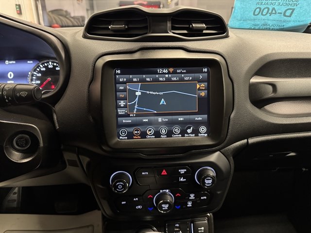 Used 2023 Jeep Renegade Altitude w/ Convenience Group I AWD/4WD image 24