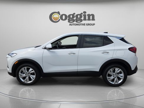 New 2026 Buick Encore GX Preferred w/ Advanced Technology Package FWD image 2