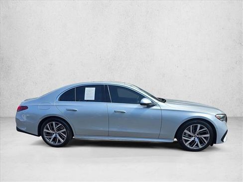 Used 2025 Mercedes-Benz E 450 4MATIC Sedan image 4