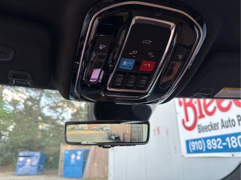 Used 2025 Jeep Grand Cherokee L Summit AWD/4WD image 34