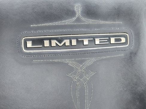 Used 2021 RAM 1500 Limited AWD/4WD image 38