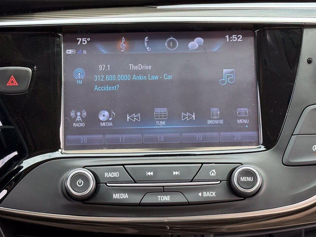 Used 2020 Buick Envision Essence FWD image 18