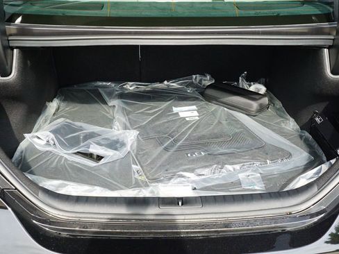 New 2025 Genesis G70 3.3T Advanced w/ Sport Prestige Package image 21