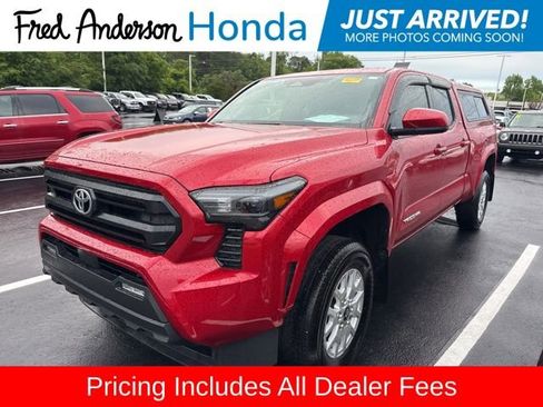 Used 2025 Toyota Tacoma SR5 RWD image 12