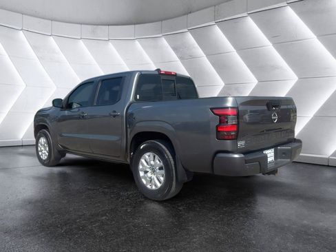 Used 2022 Nissan Frontier SV RWD image 5