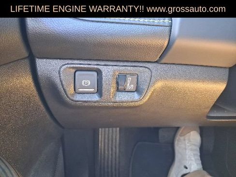 Used 2023 GMC Acadia SLE w/ Driver Convenience Package AWD/4WD image 18