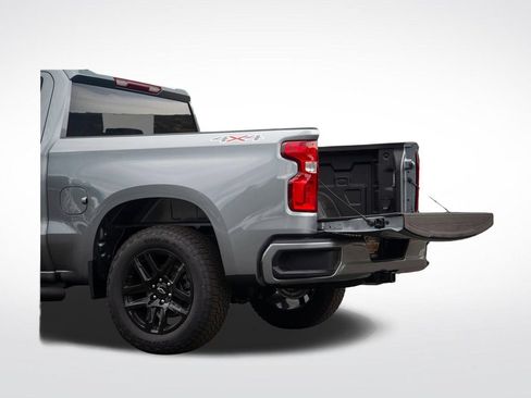 New 2026 Chevrolet Silverado 1500 RST w/ RST Select Package AWD/4WD image 9