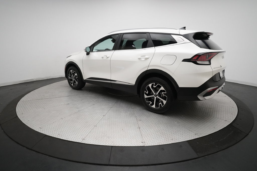 Used 2023 Kia Sportage EX AWD/4WD image 31