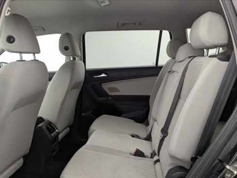 Used 2018 Volkswagen Tiguan S FWD image 16