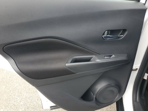 Used 2023 Nissan Kicks SV image 20