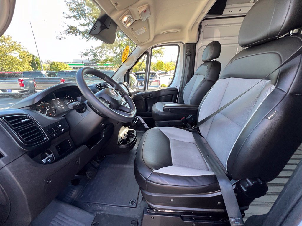 Used 2025 RAM ProMaster 2500 w/ Convenience Group FWD image 19