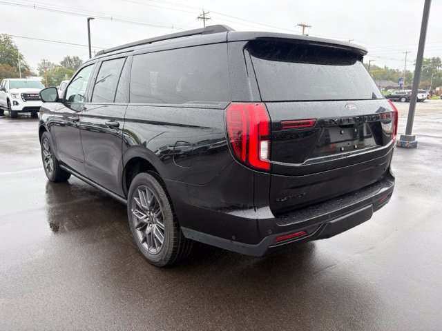 Used 2025 Ford Expedition Max Platinum w/ Stealth Performance Package AWD/4WD image 5