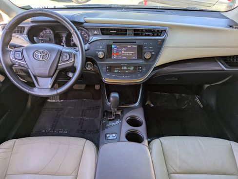 Used 2014 Toyota Avalon XLE image 14