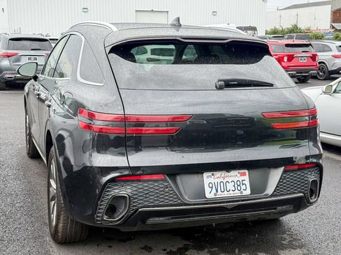 Used 2022 Genesis GV70 2.5T AWD/4WD image 8