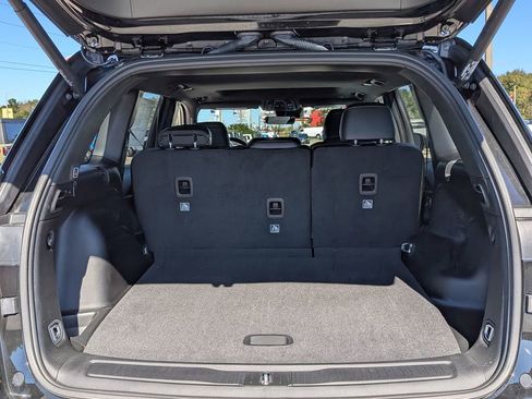 New 2025 Jeep Grand Cherokee Altitude image 33