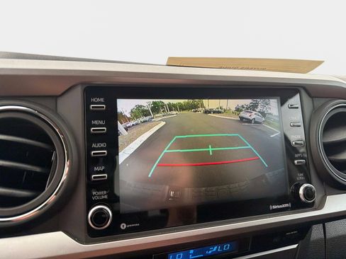 Used 2022 Toyota Tacoma SR5 w/ Technology Package image 23