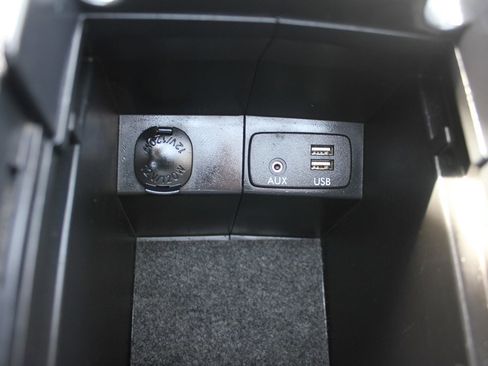 Used 2016 Subaru Forester 2.5i Premium w/ Popular Package #2 image 25