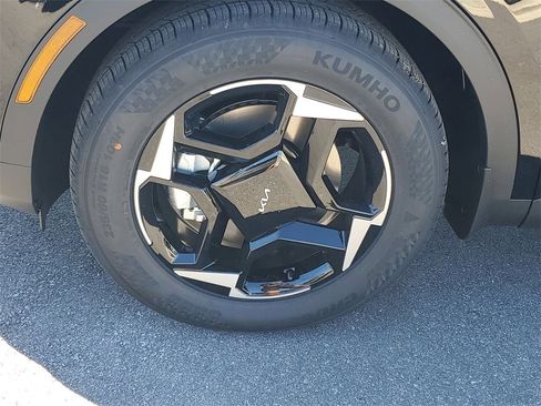 New 2026 Kia Sportage EX image 30