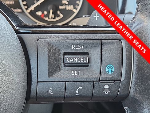 Used 2023 Nissan Pathfinder SL w/ Black Appearance Package AWD/4WD image 22