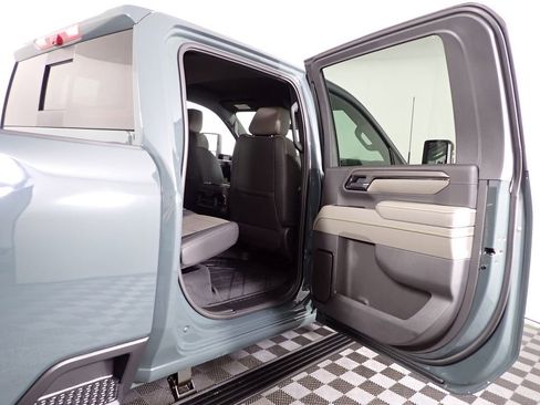 New 2026 Chevrolet Silverado 2500 ZR2 w/ LPO, Dark Essentials Package AWD/4WD image 36