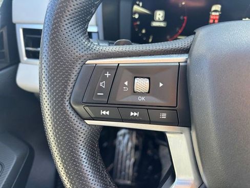 Used 2025 Mitsubishi Outlander SEL image 27