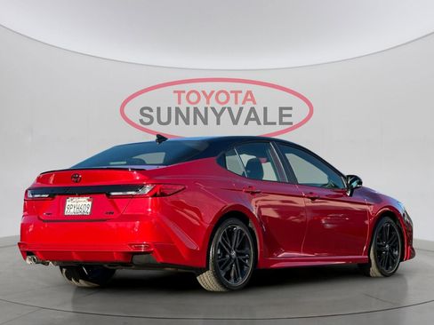 Used 2025 Toyota Camry XSE image 3