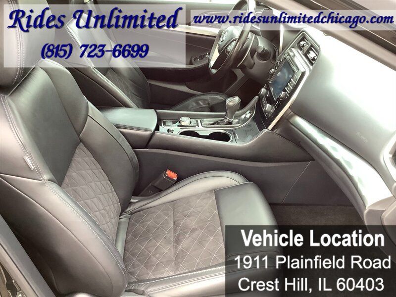 Used 2017 Nissan Maxima SR w/ Midnight Edition FWD image 31