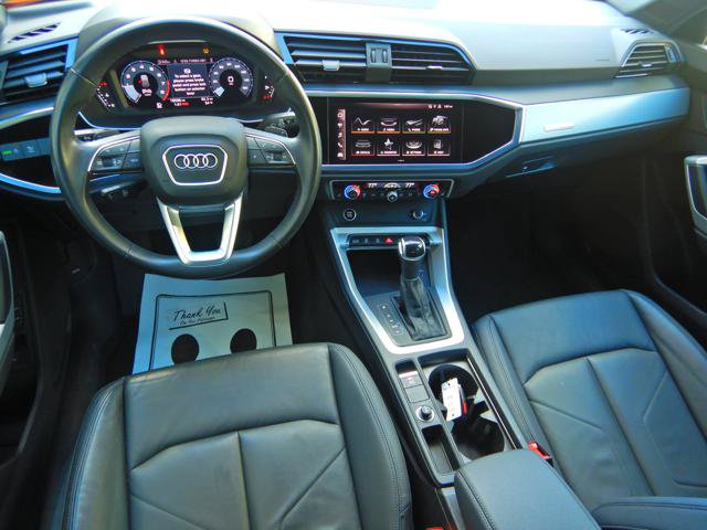 Used 2023 Audi Q3 2.0T Premium AWD/4WD image 2