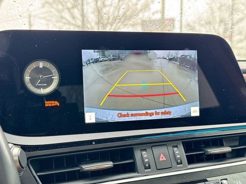 Used 2024 Lexus ES 350 w/ Premium Package image 27