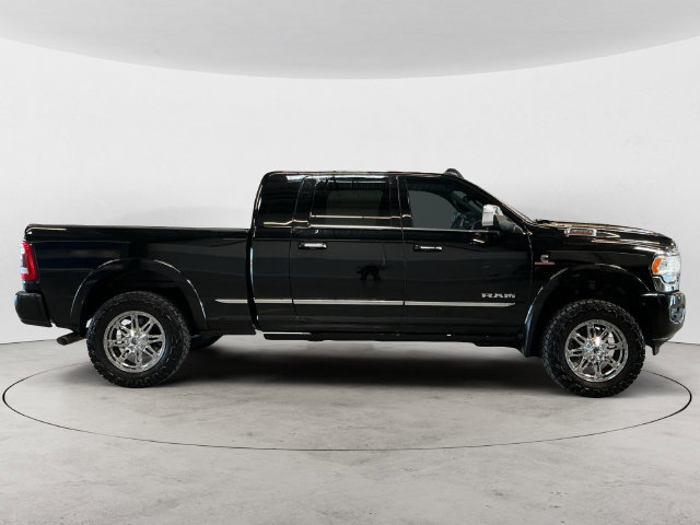 Used 2022 RAM 3500 Limited AWD/4WD image 4
