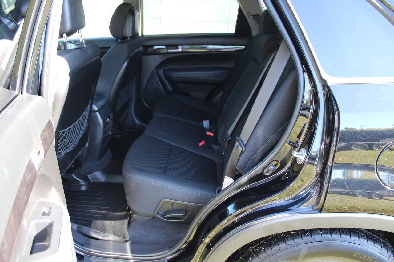 Used 2014 Kia Sorento LX FWD image 30