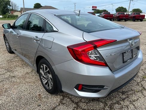 Used 2017 Honda Civic EX image 5