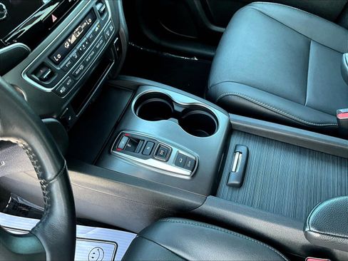 Used 2022 Honda Pilot Black Edition image 18