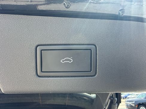 Used 2023 Volkswagen ID.4 Pro S RWD image 22