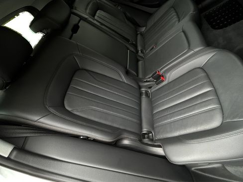 Used 2018 Audi Q5 2.0T Premium image 19