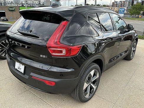 New 2026 Volvo XC40 B5 Plus w/ Climate Package AWD/4WD image 6
