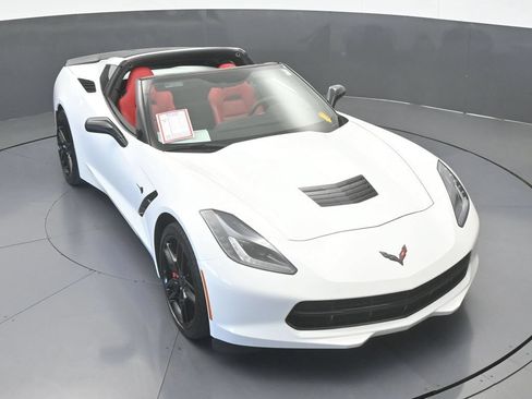 Used 2016 Chevrolet Corvette Stingray Coupe w/ Battery Protection Package RWD image 46