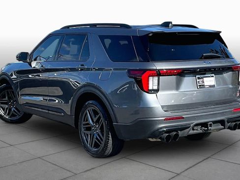 Used 2025 Ford Explorer ST w/ Sun And Sound Package AWD/4WD image 12