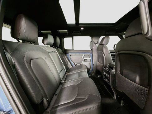 Certified 2023 Land Rover Defender 110 X-Dynamic SE AWD/4WD image 29