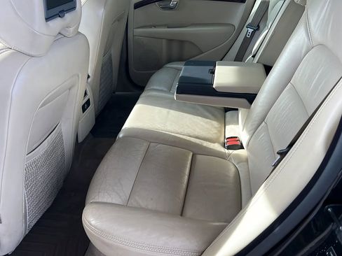 Used 2008 Volvo XC70 3.2 image 32