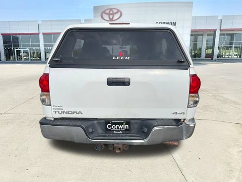Used 2008 Toyota Tundra 4x4 CrewMax image 4