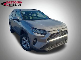 Used 2019 Toyota RAV4 XLE w/ Phone Cable & Charge Package video 3