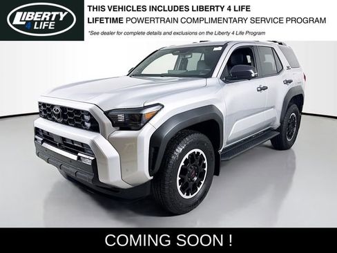 Used 2025 Toyota 4Runner SR5 image 3