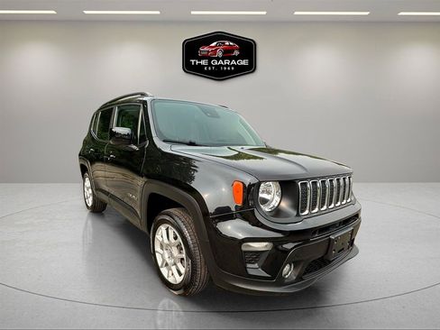 Used 2021 Jeep Renegade Latitude w/ Convenience Group AWD/4WD image 5