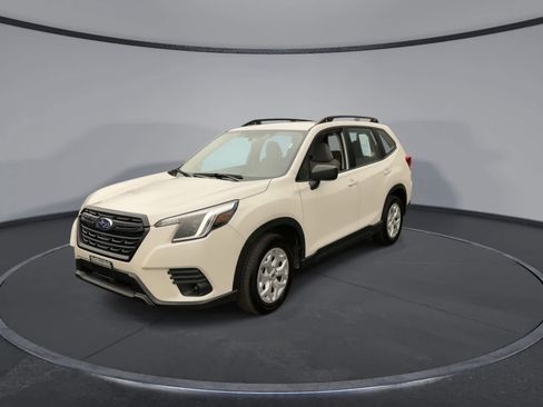 Certified 2023 Subaru Forester image 4