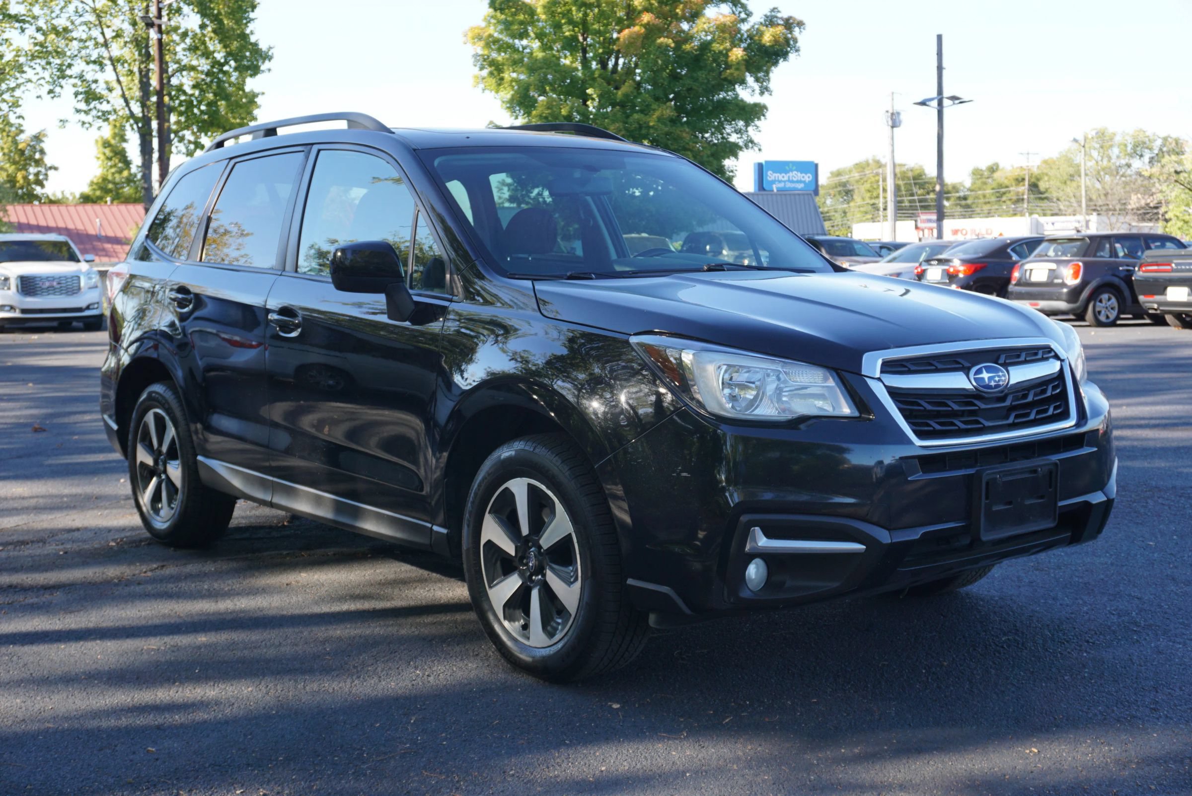Used 2017 Subaru Forester 2.5i Premium w/ All-Weather Package AWD/4WD image 3