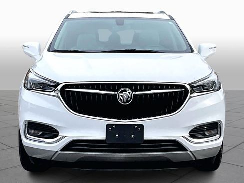 Used 2020 Buick Enclave Essence w/ Sound and Sites Package image 3