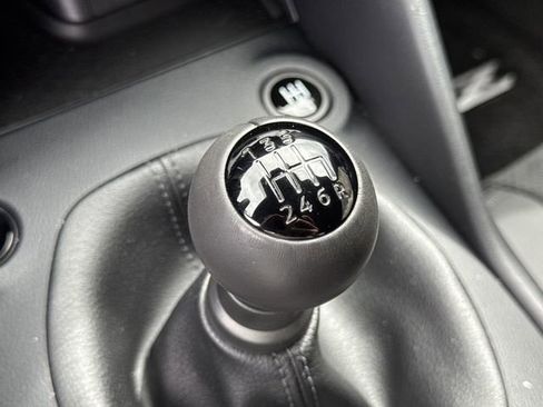 Used 2024 Nissan Z Performance w/ Heritage Edition image 28