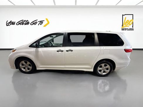 Used 2020 Toyota Sienna L FWD image 8