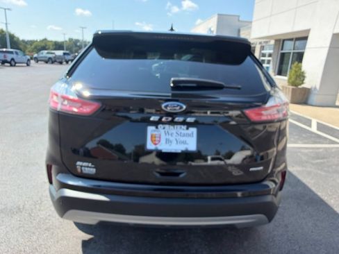 Used 2023 Ford Edge SEL w/ Convenience Package AWD/4WD image 4